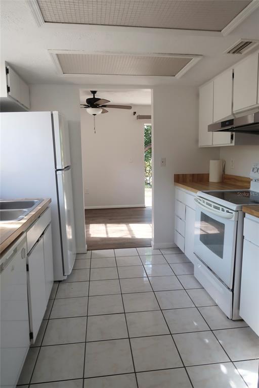 Photo - 10410 N Connechusett Rd