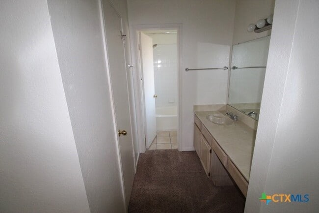 Photo - 2713 Fieldstone Dr