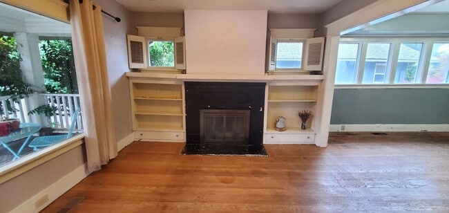 Photo - Spacious 2 Bed 1 Bath in Central Ballard