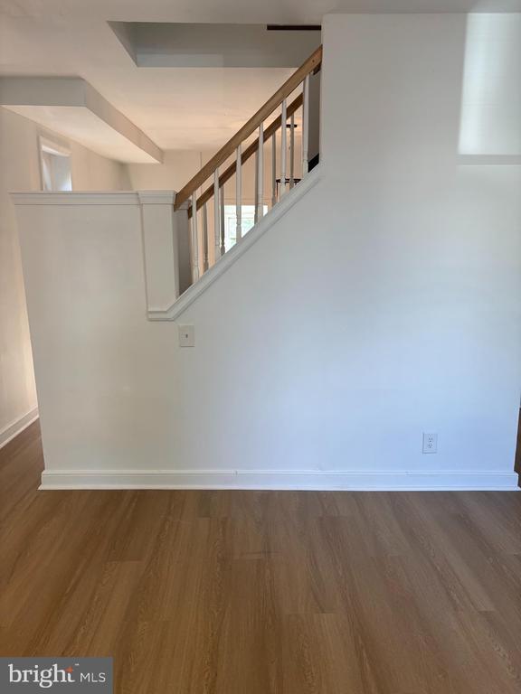 Photo - 213 Vernon St