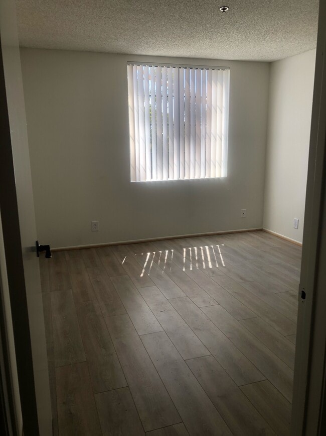 Photo - 1621 Venice Blvd Unidad 204