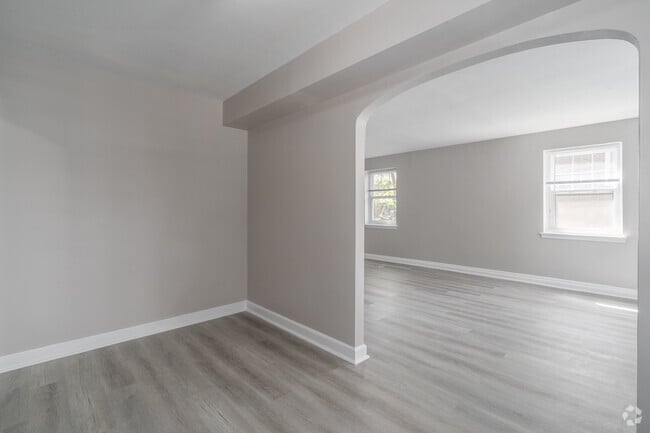 2BR, 1BA - 975SF - Dining Room - Wynnefield Terrace Apartments