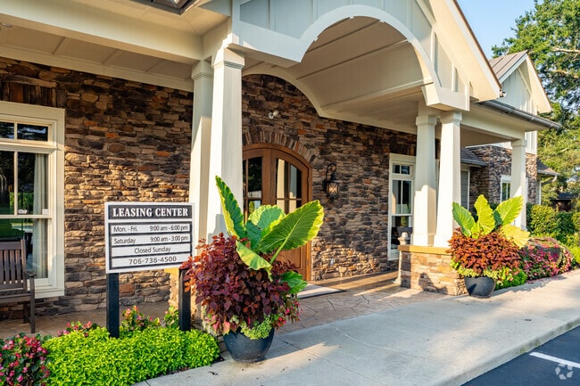 Leasing Office