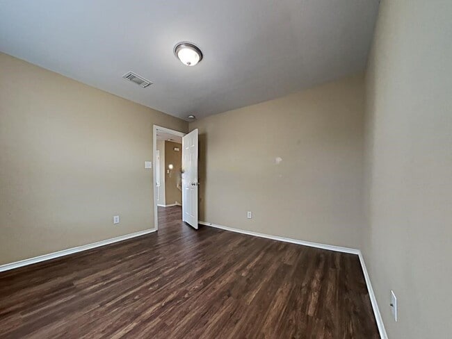 Building Photo - 503 Pine Cluster Ct