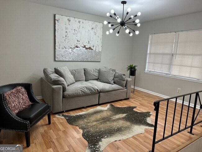 Photo - 1613 Apple Valley Dr