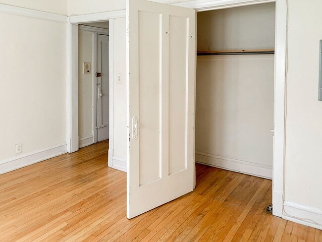 Photo - 626 W Arlington Pl Unit 49