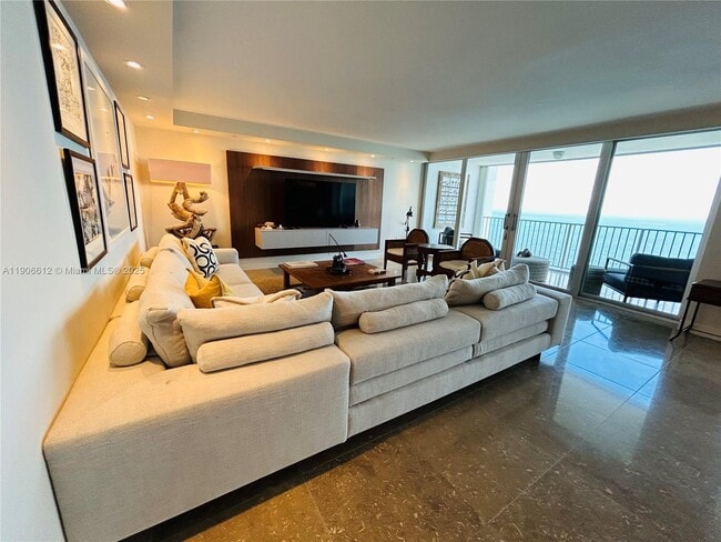 Photo - 881 Ocean Dr Unidad 26B