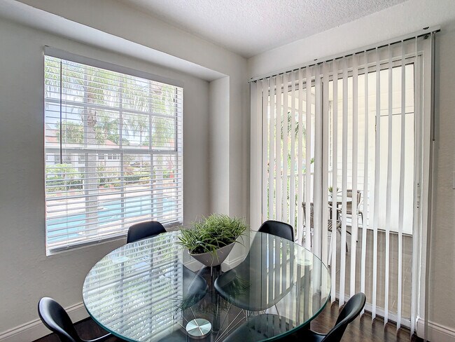 Photo - 11532 Westwood Blvd Unit 628