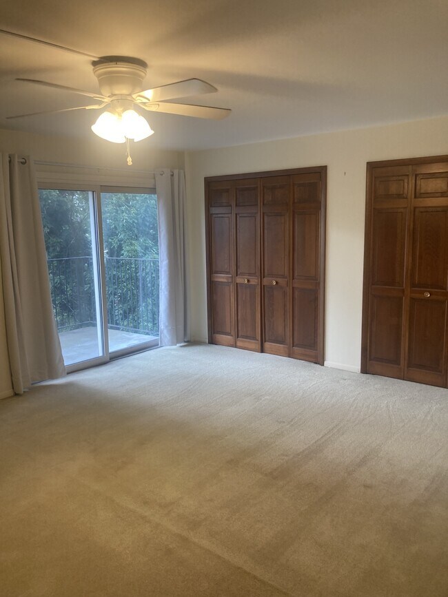 Photo - 2331 E Market St