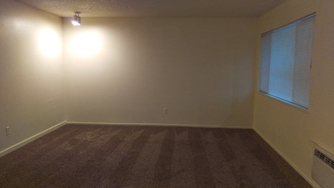 Photo - 11 Linscheid Dr Unidad #4