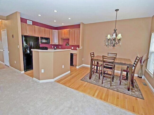 Photo - 767 Norwegian Spruce Dr