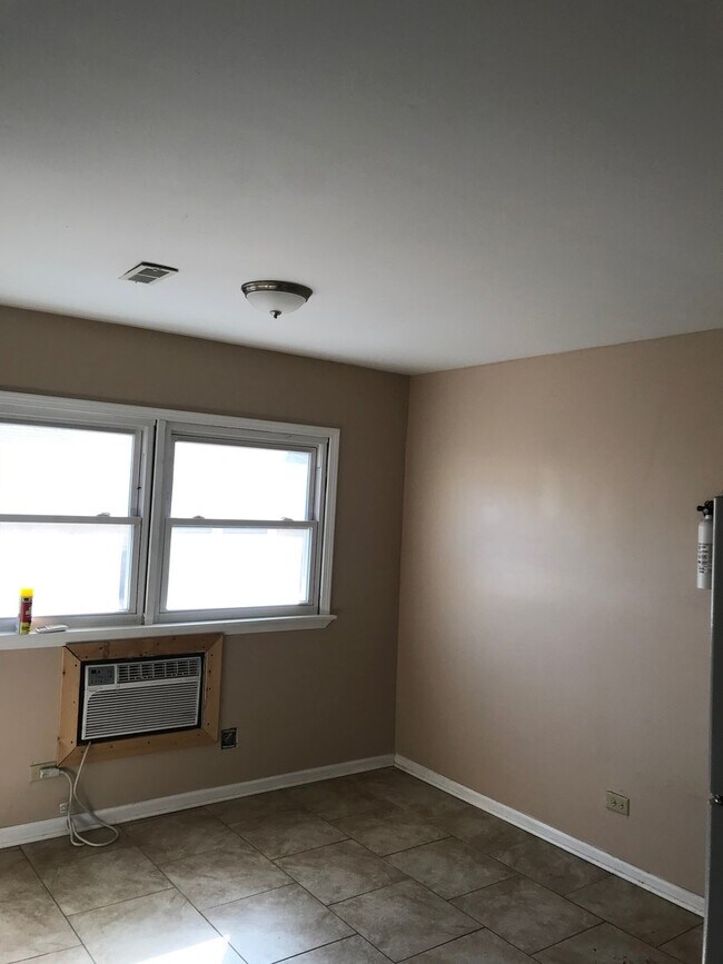 Photo - 14523 Van Buren St Unit 14523-2E