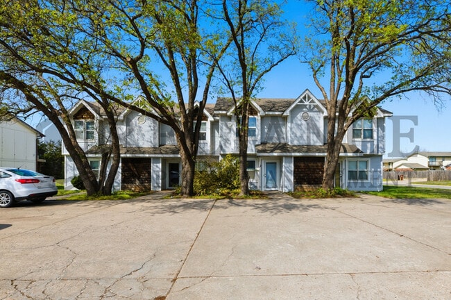 Photo - 7302 W Douglas Ave