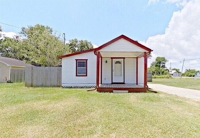 Photo - 706 S Blackwell St