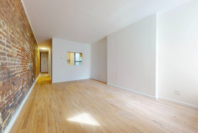 Photo - Washington Avenue Unit 4B