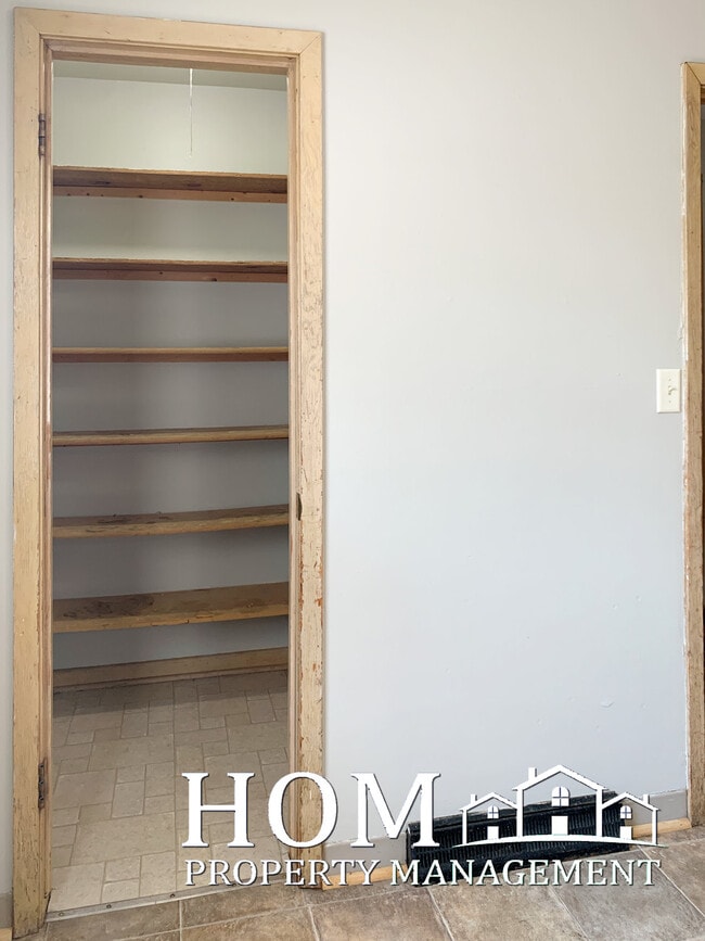 Photo - 108 Malin St