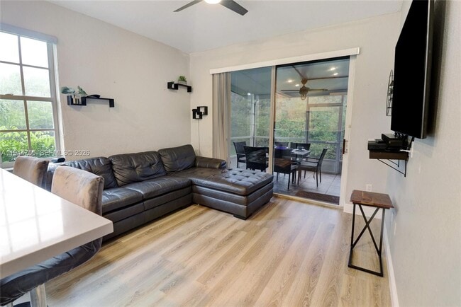 Photo - 1706 NW 78th Way