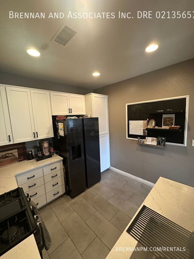 Photo - 1165 Latigo Cove Unit 3