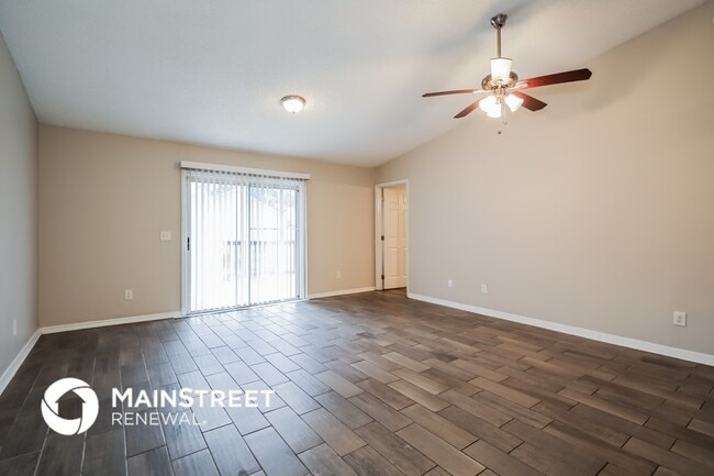 Photo - 7609 Dover Cliff Dr S