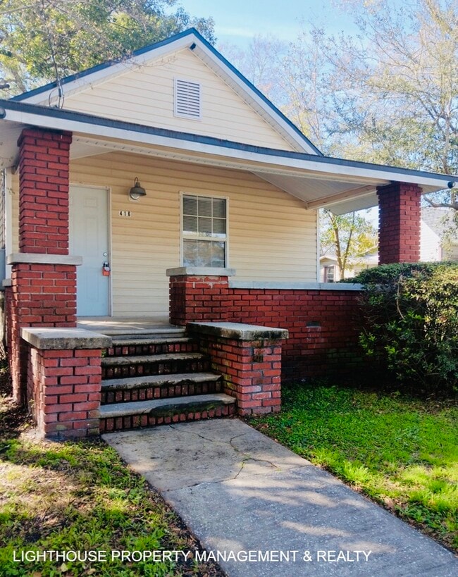 Photo - Spacious 3-Bed, 2-Bath with Covered Front Porch