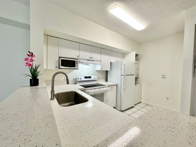 Building Photo - 5077 NW 7th St Rental