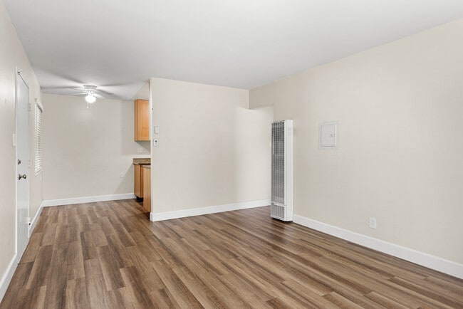 Photo - 2555 Sir Francis Drake Blvd