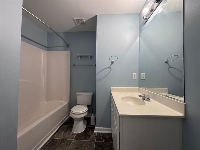 Photo - 5495 Hampton Ct