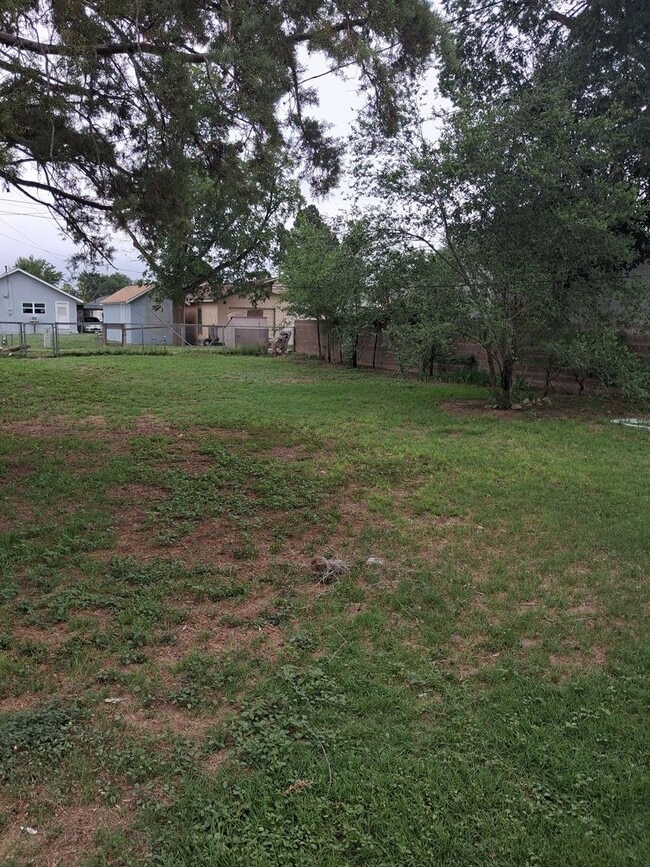 Photo - 409 S Avenue H