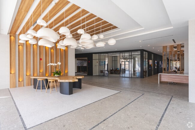 Lobby - 101 Dania Beach