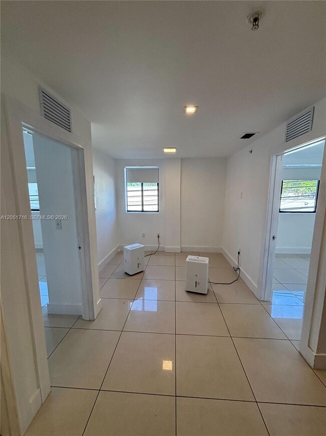 Photo - 821 SW 18th Ave Unit 206