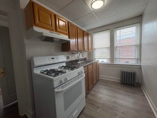 Photo - 760 Forest St Unit 4