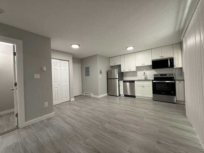 Photo - 565 Hyde Park Ave Unit 2