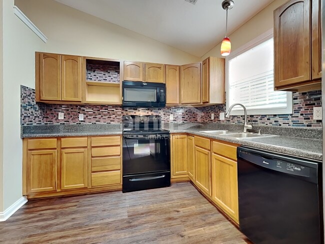 Photo - 617 Drakewood Rd