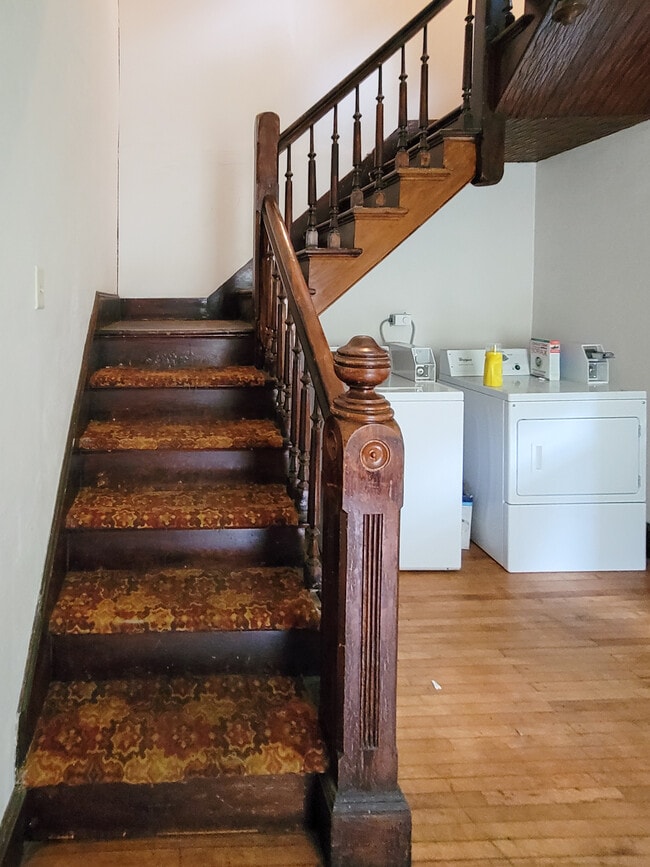 425 Front St Unit 2F