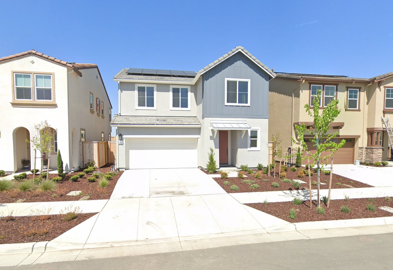 Beautiful 2025 Built 4/2 - New Subdivision! - Beautiful 2025 Built 4/2 - New Subdivision! House