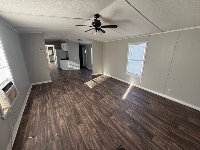 Photo - 80 Redwood Ln