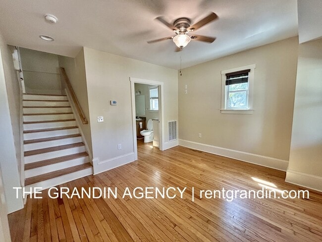 Photo - 1518 Wautauga St SW