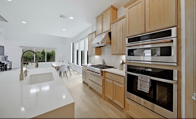 Photo - 6 Gentle Branch Pl