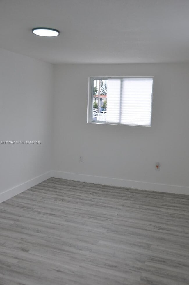 Photo - 261 NW 46th Ave