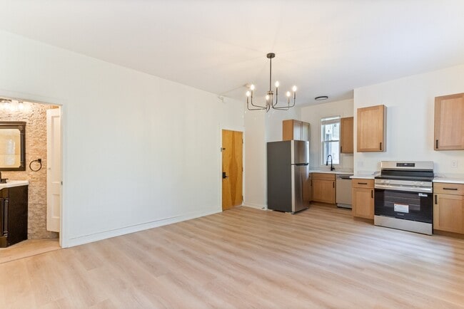 Photo - 169 Waterman St Unidad 1