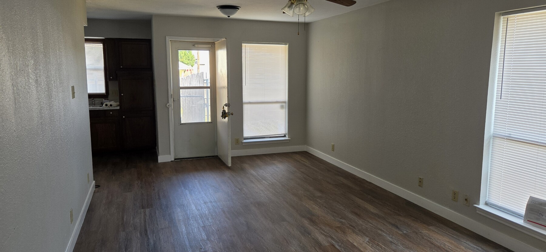 Photo - 3300 Gardenview Cir