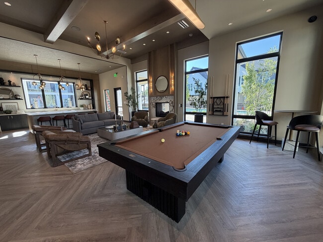 Clubhouse Pool Table - The Francis