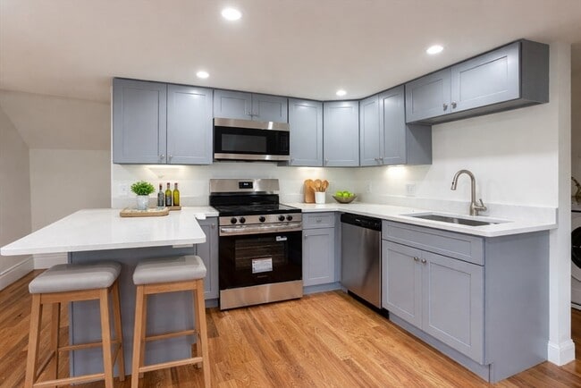 Photo - 0 Newbury Ave Unit 3