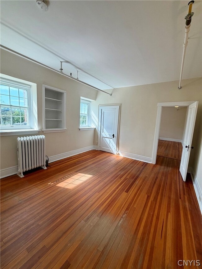Photo - 170 Kenwood Ave
