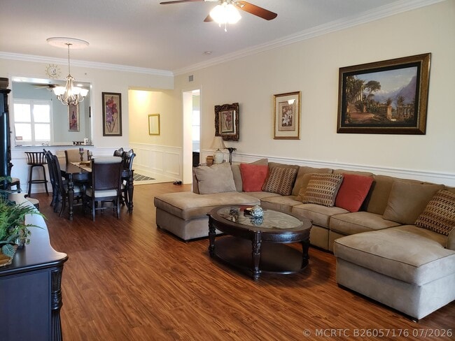 Photo - 37 Harbour Isle Dr E Unit 203
