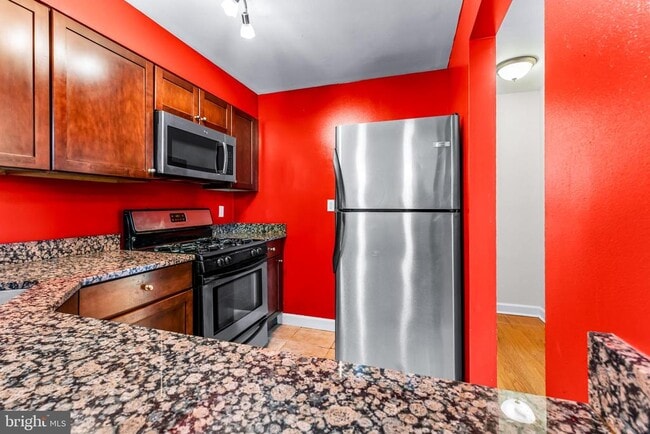 Photo - 4473 B St SE Unit 304