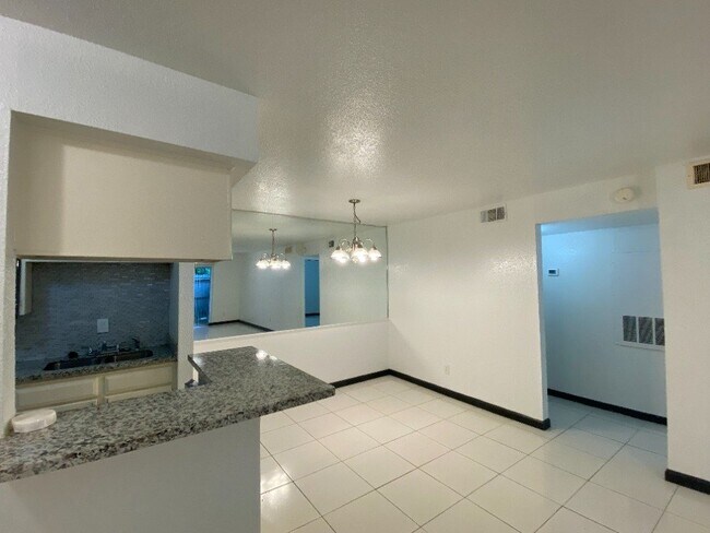 9700 Leawood Blvd Unit 807