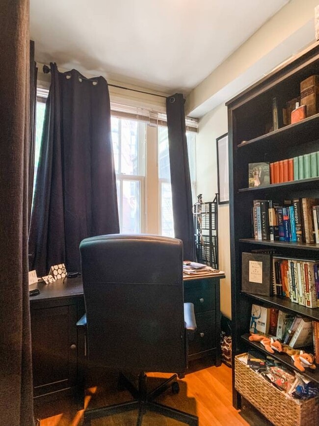 Photo - 5 Wellington St Condo Unit 2