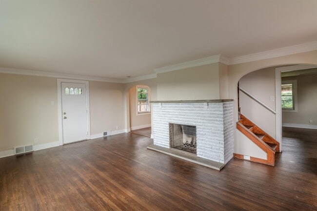 Photo - 4626 Coleridge St
