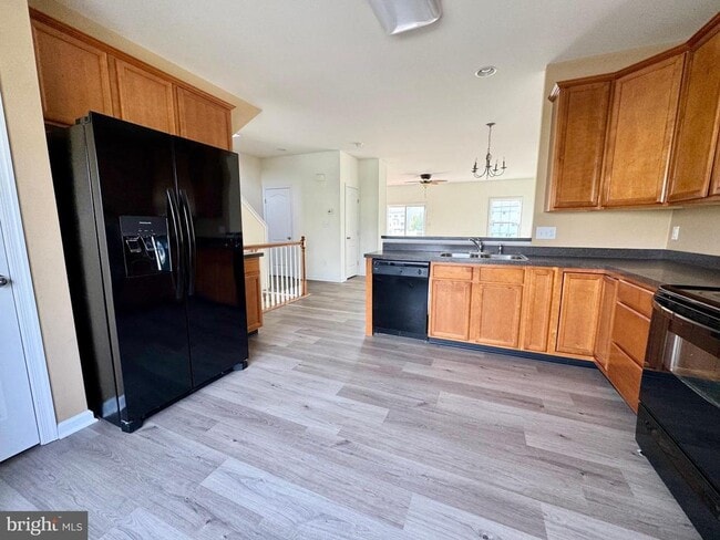Photo - 56 Nicholas Dr